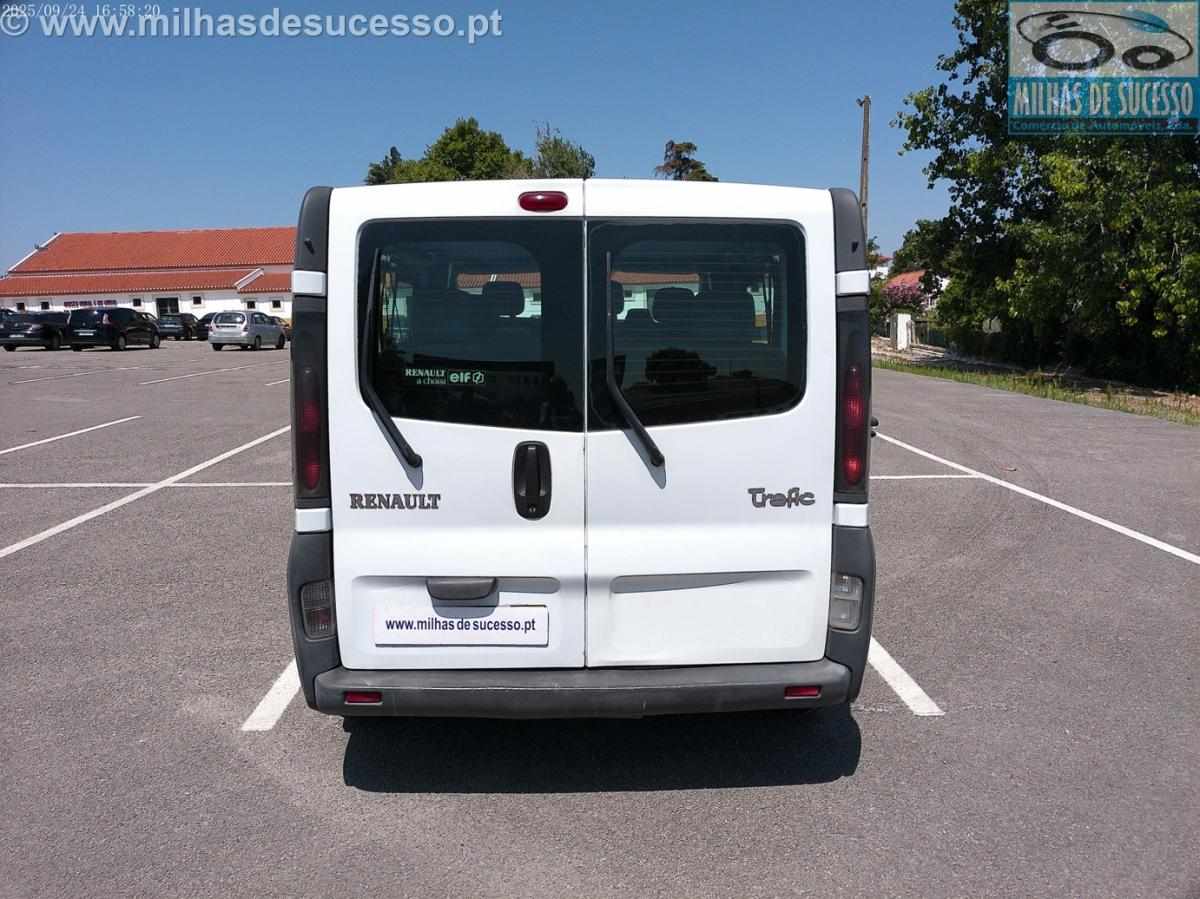 renault-trafic-1-9-dci-2002-diesel-1870cc