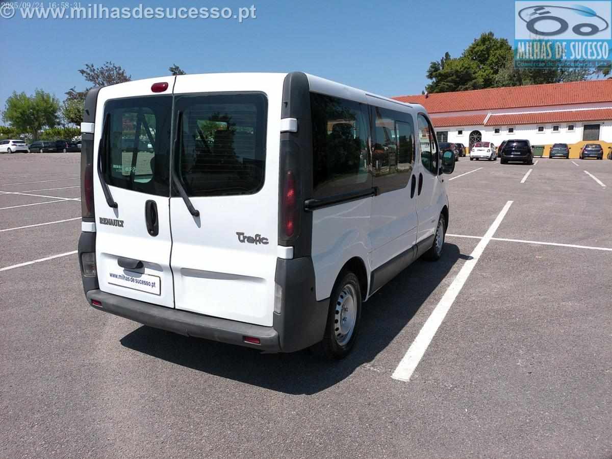 renault-trafic-1-9-dci-2002-diesel-1870cc