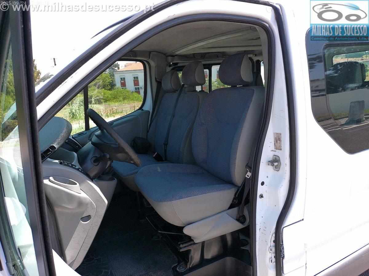 renault-trafic-1-9-dci-2002-diesel-1870cc