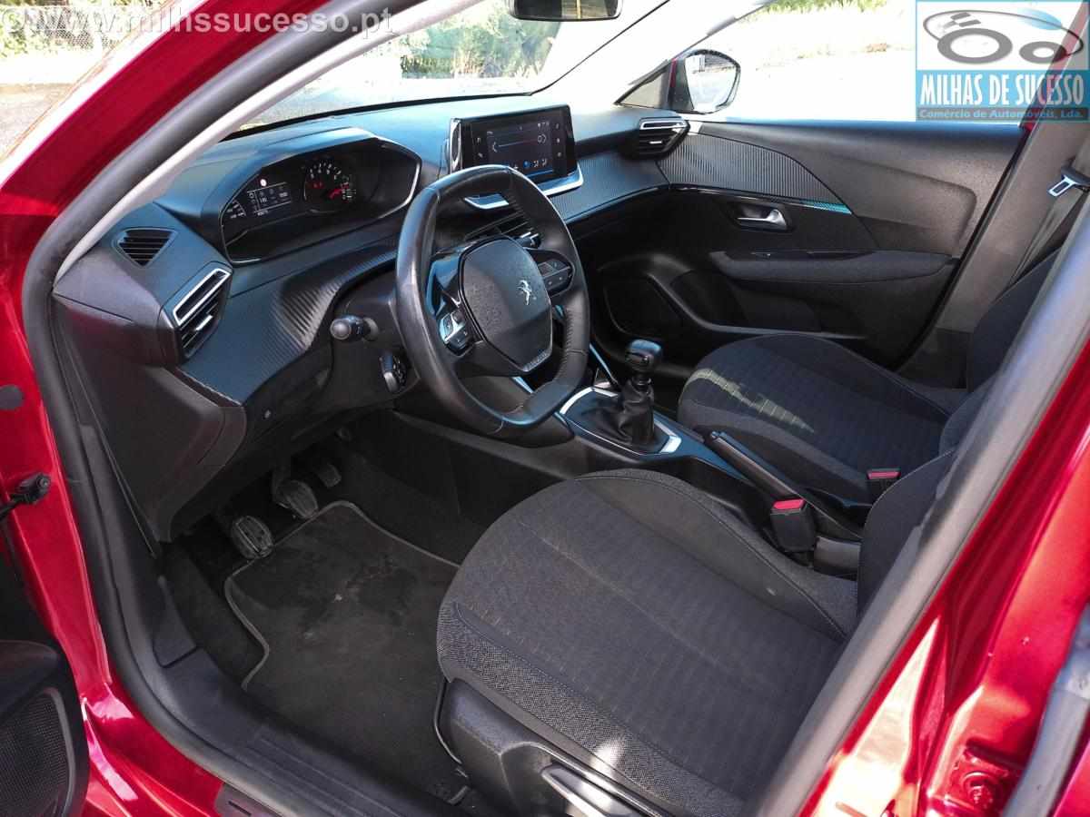 peugeot-208-2021-gasolina-1199cc