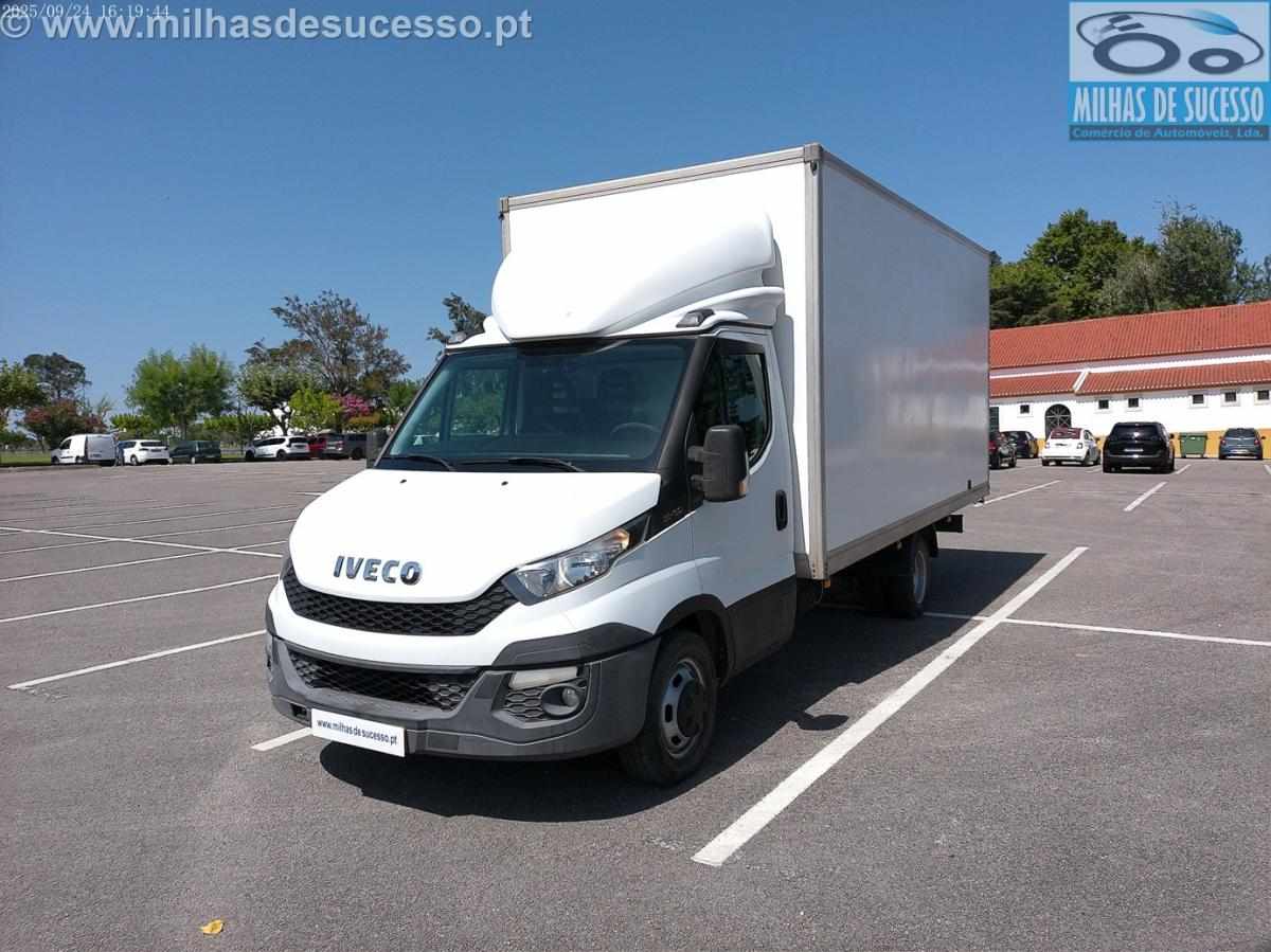 iveco-daily-2-3-145cv-2015-diesel-2287cc