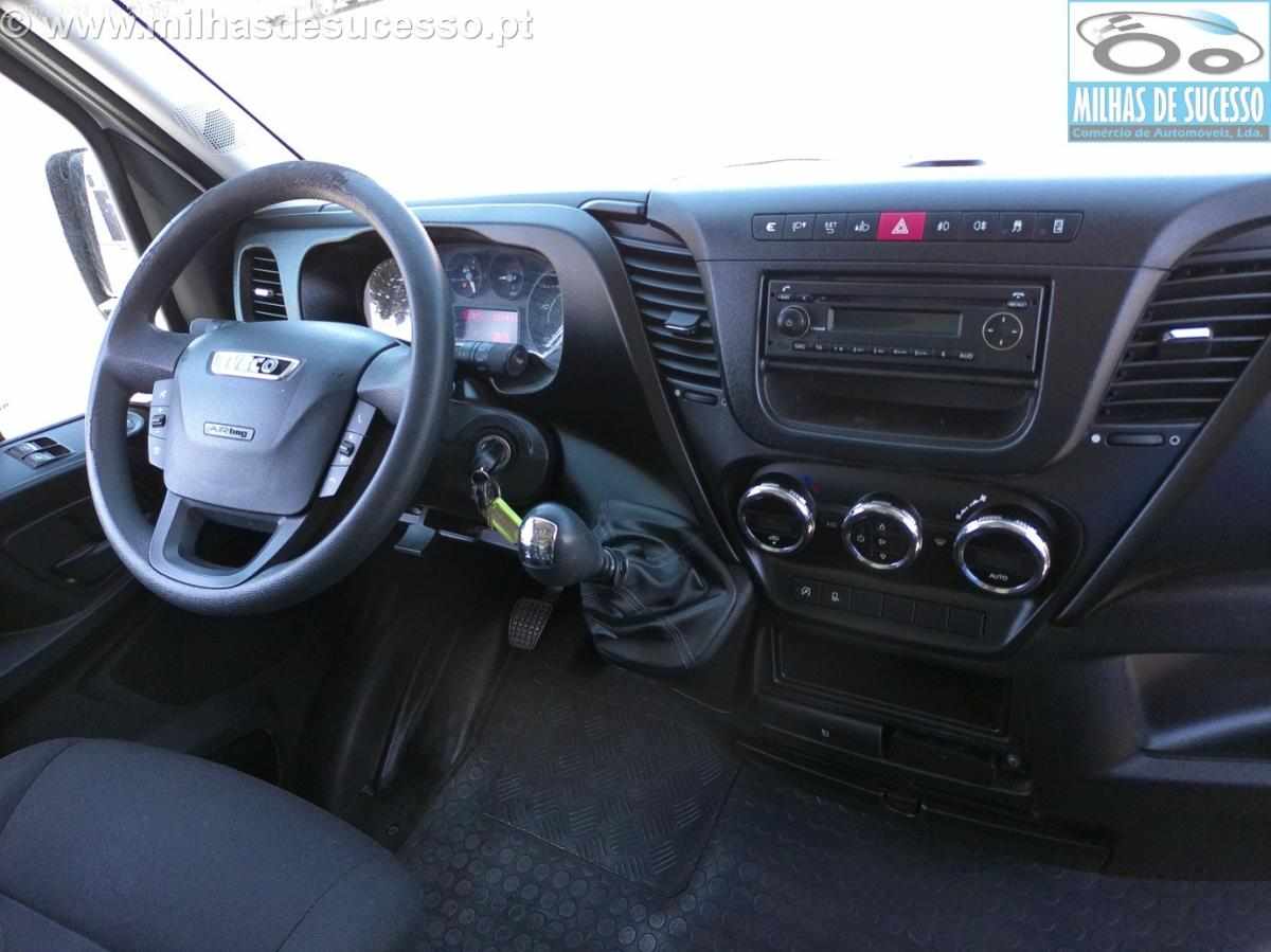 iveco-daily-2-3-145cv-2015-diesel-2287cc