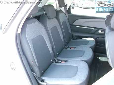 citroen-c4-picasso-1-6-bluehdi-2017-diesel-1560cc