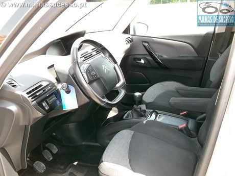 citroen-c4-picasso-1-6-bluehdi-2017-diesel-1560cc