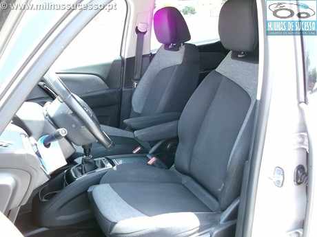 citroen-c4-picasso-1-6-bluehdi-2017-diesel-1560cc