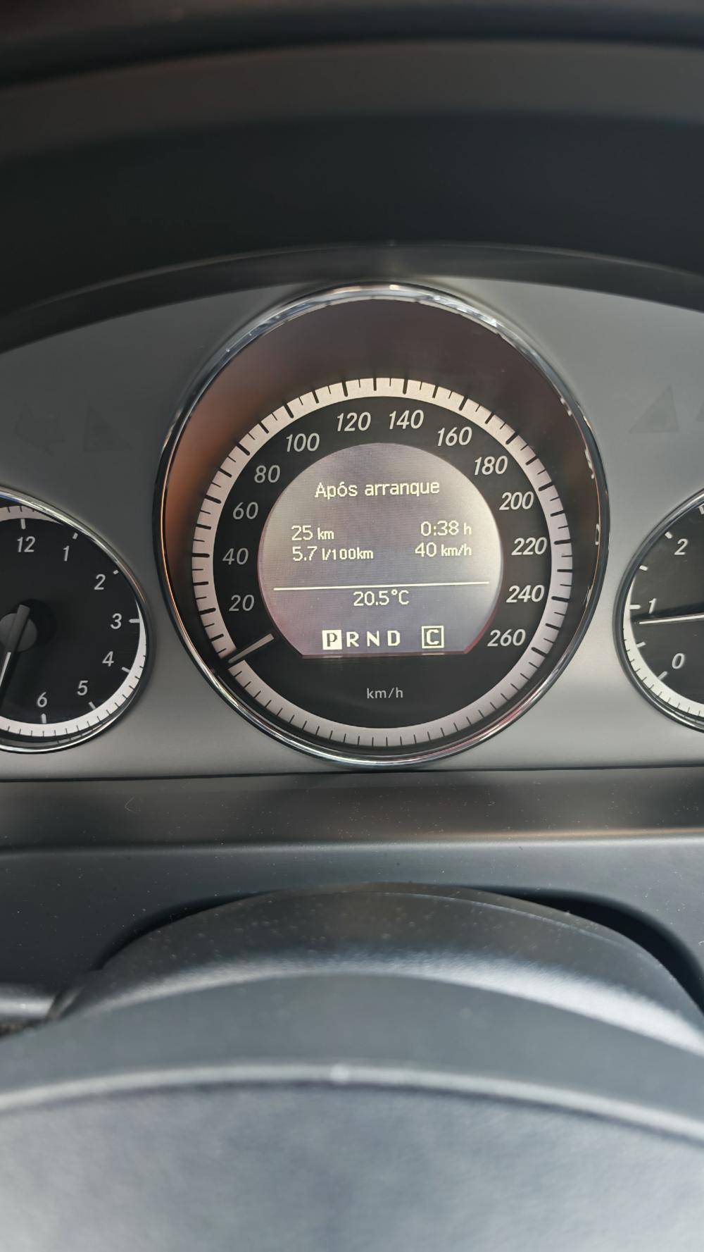 mercedes-benz-classe-e-2010-diesel-2143cc