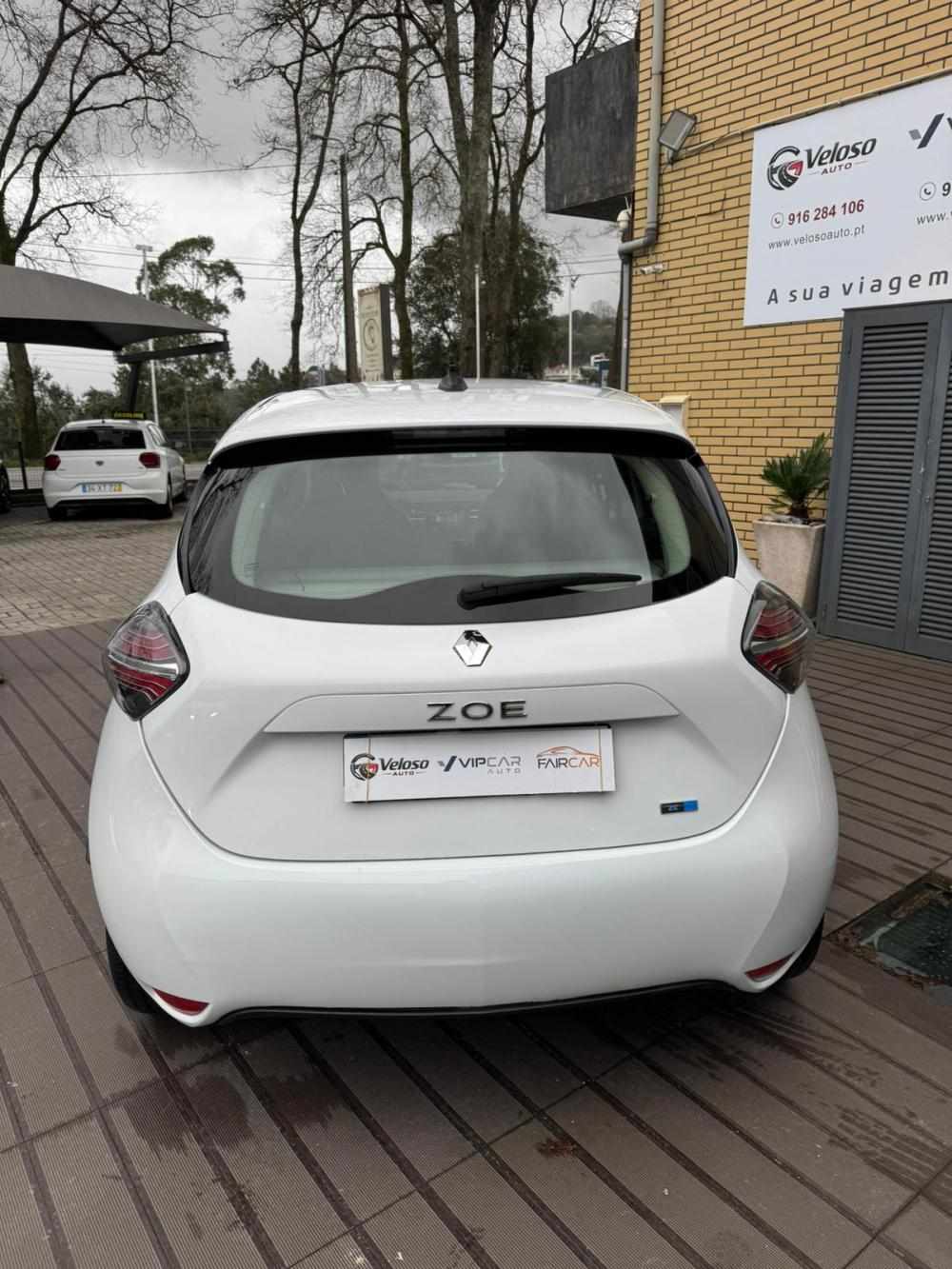 renault-zoe-2022-eletrico-0cc