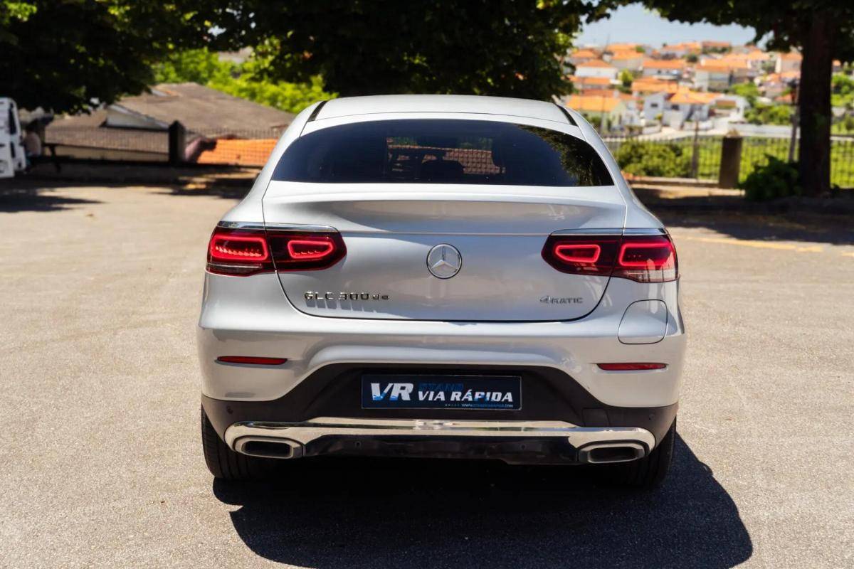 mercedes-benz-glc-300-de-4matic-2021-hibrido-a-diesel-1999cc