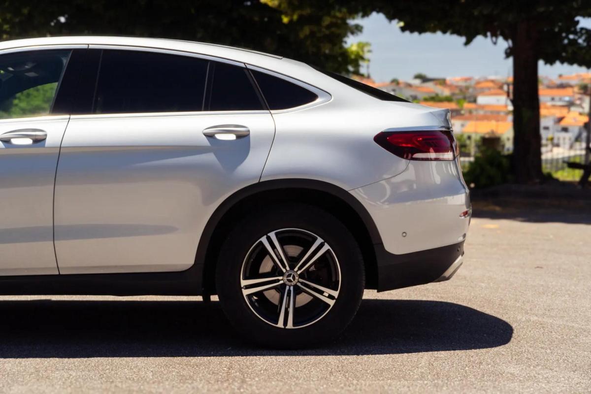 mercedes-benz-glc-300-de-4matic-2021-hibrido-a-diesel-1999cc