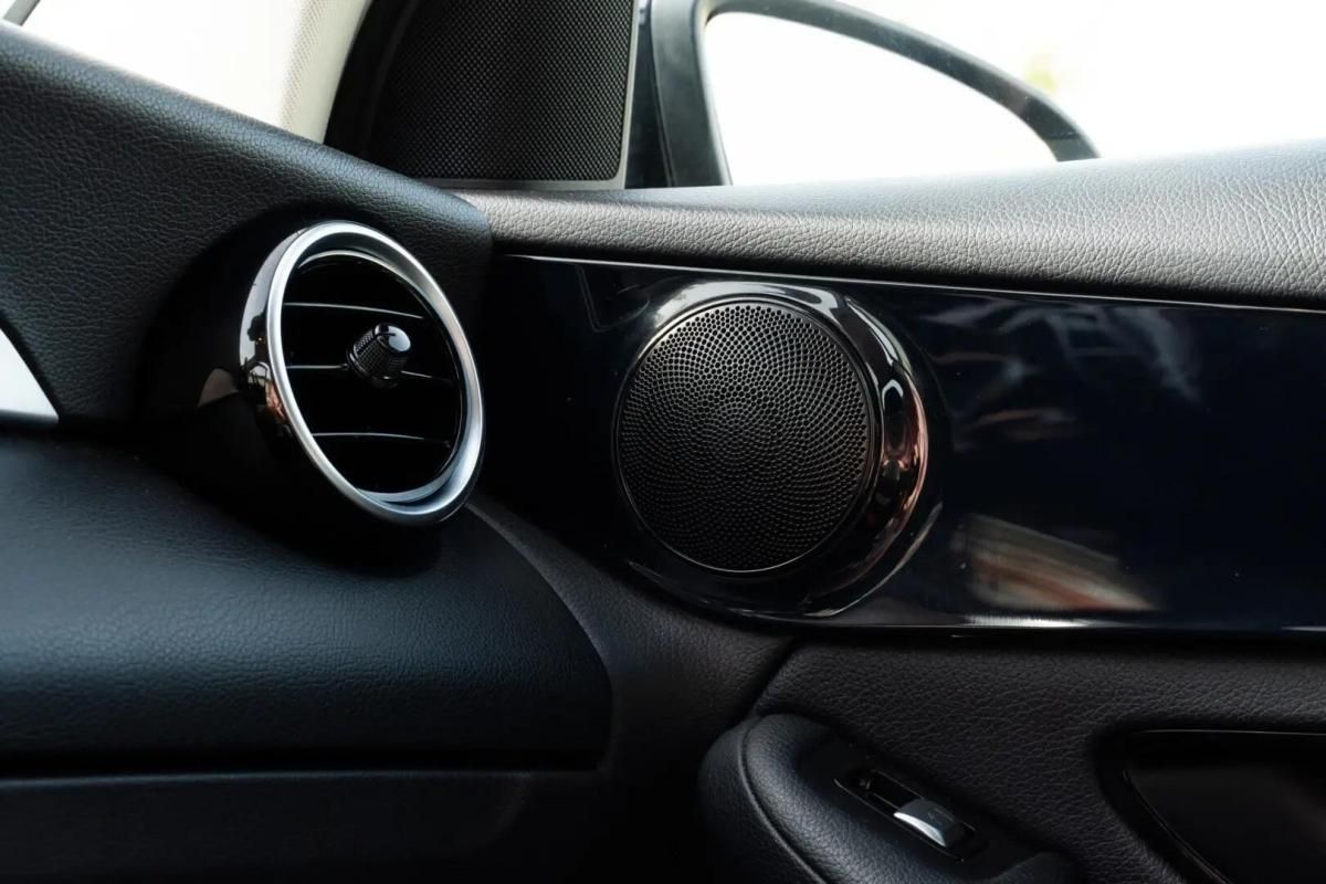mercedes-benz-glc-250-d-4matic-2015-diesel-2143cc