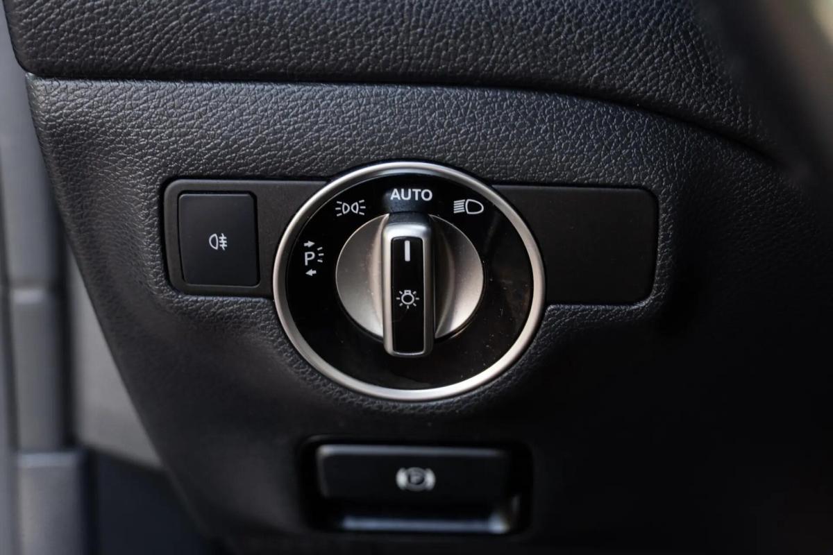 mercedes-benz-cla-180-d-2017-diesel-1461cc