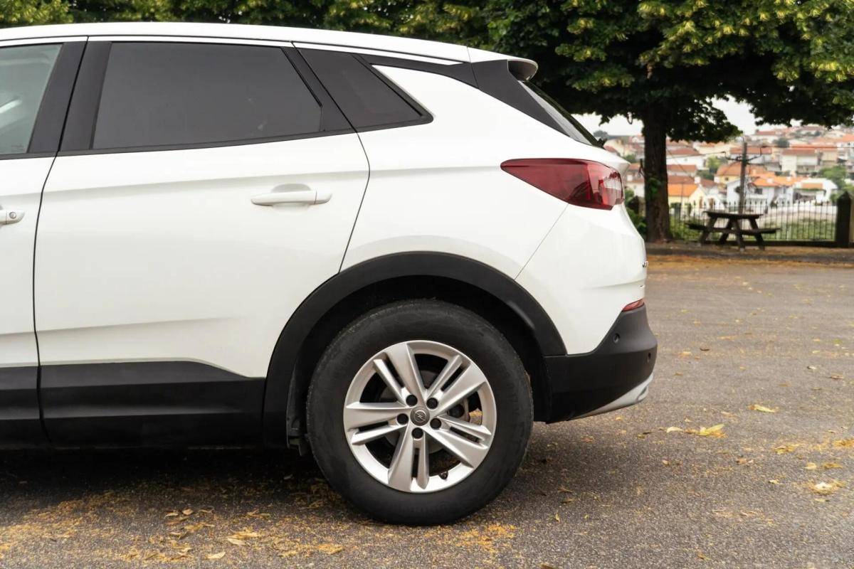 opel-grandland-x-2020-gasolina-1199cc