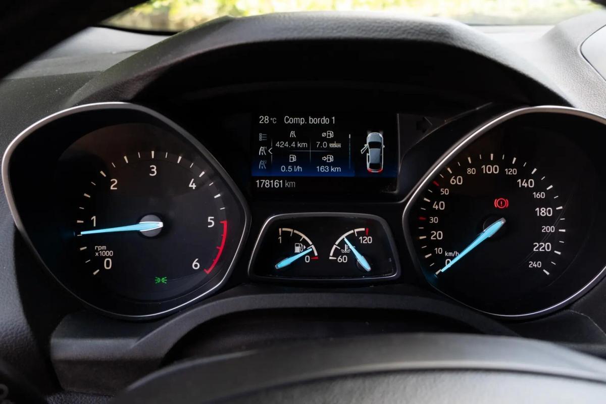 ford-kuga-2018-diesel-1499cc