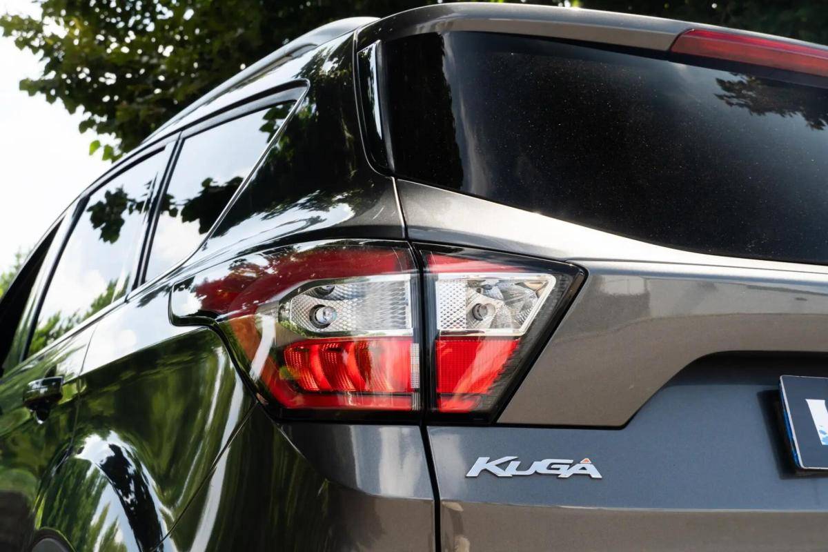 ford-kuga-2018-diesel-1499cc