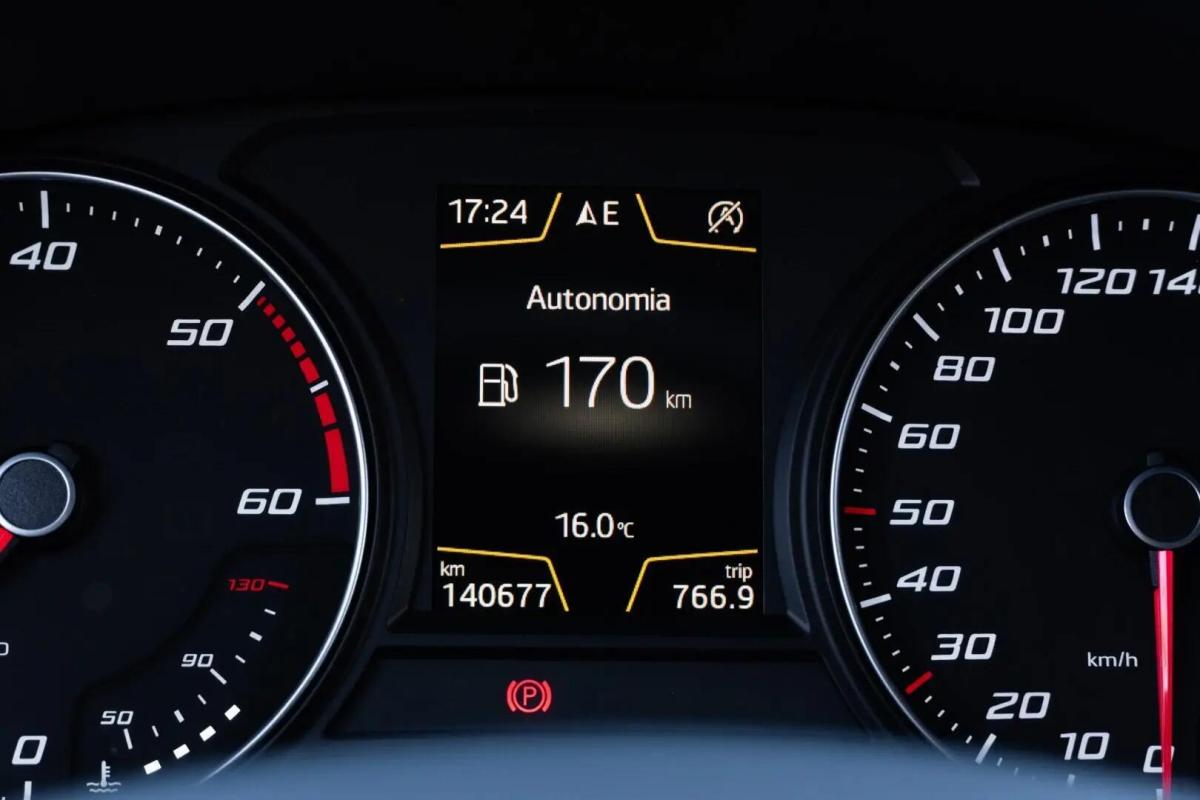 seat-ateca-2018-diesel-1598cc