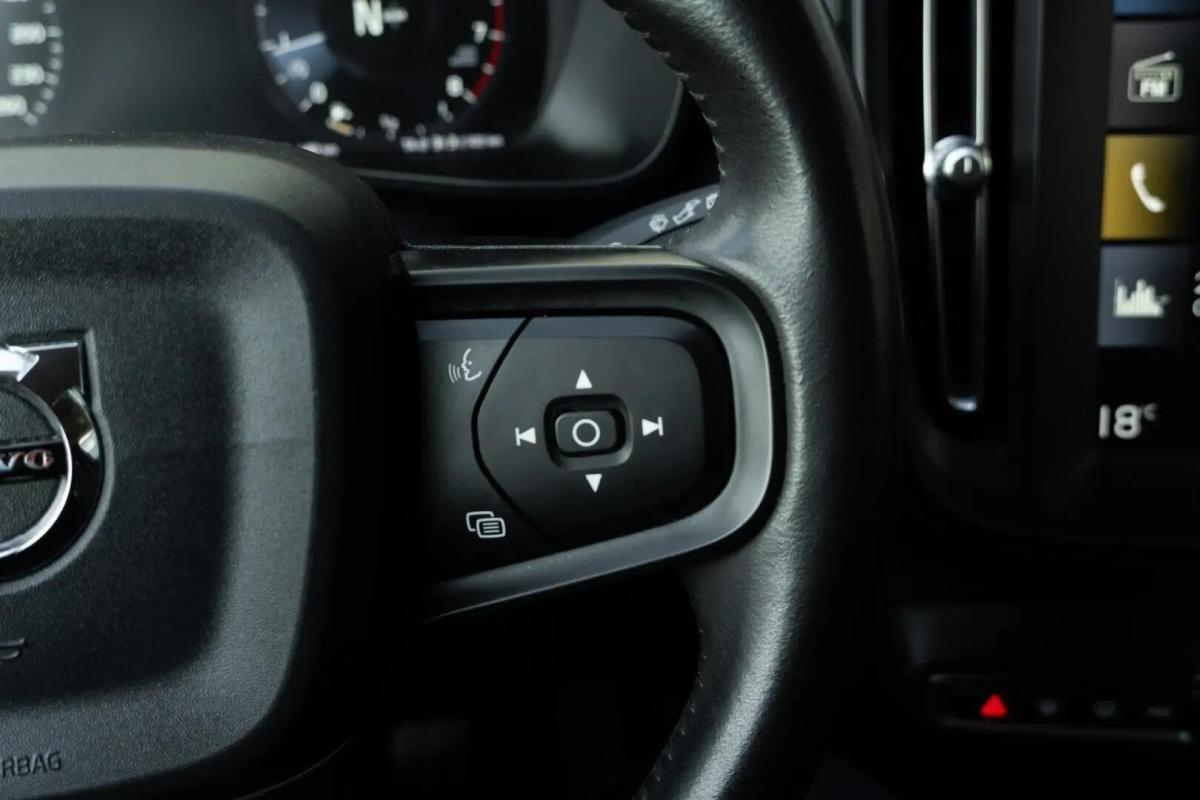 volvo-xc40-2019-gasolina-1477cc