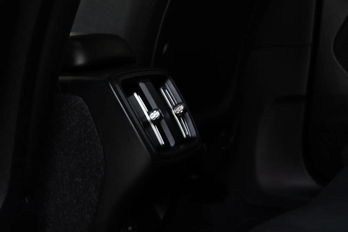 volvo-xc40-2019-gasolina-1477cc