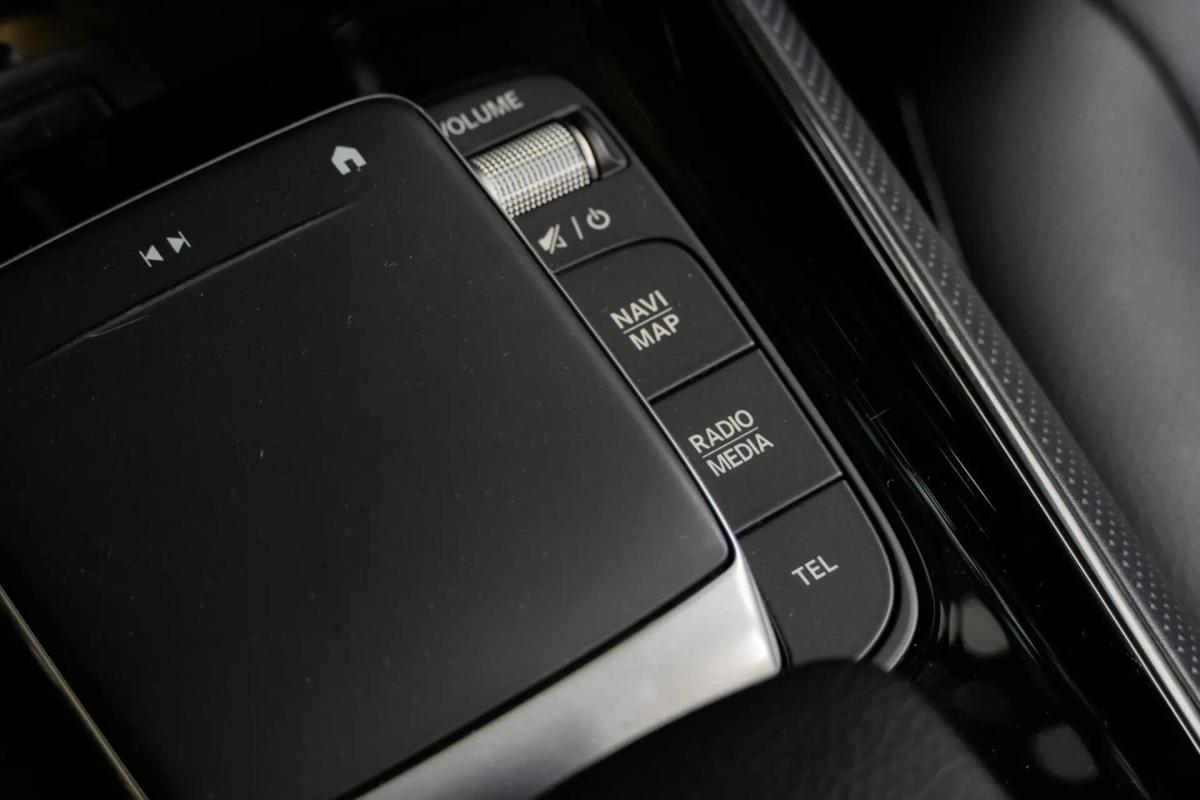 mercedes-benz-gla-2022-gasolina-1332cc