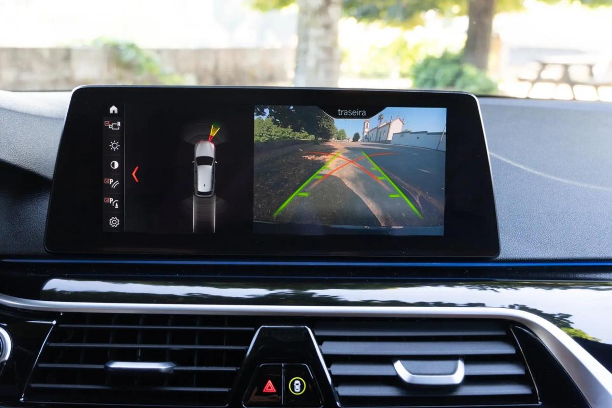 bmw-serie-5-520d-touring-2018-diesel-1995cc