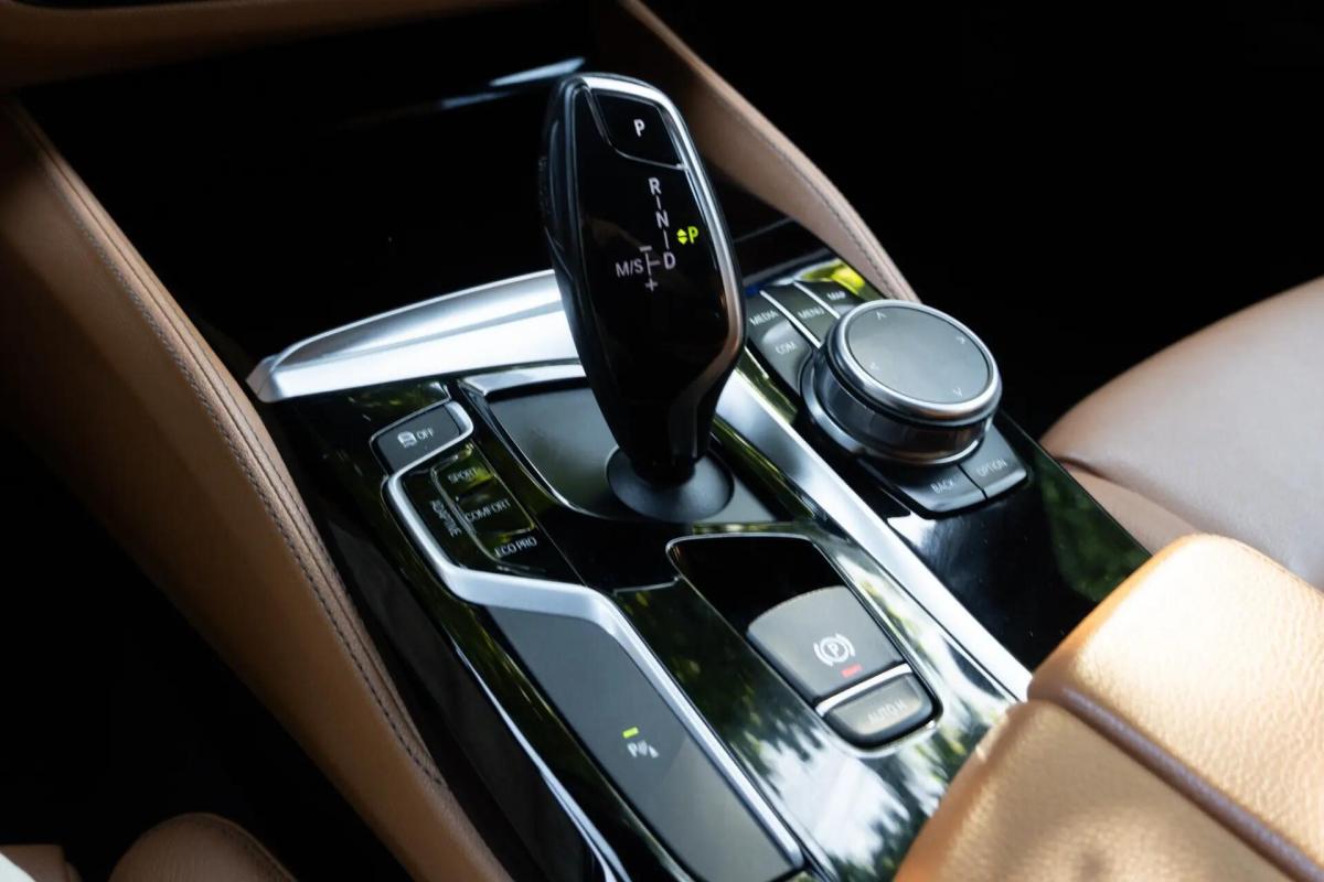 bmw-serie-5-520d-touring-2018-diesel-1995cc