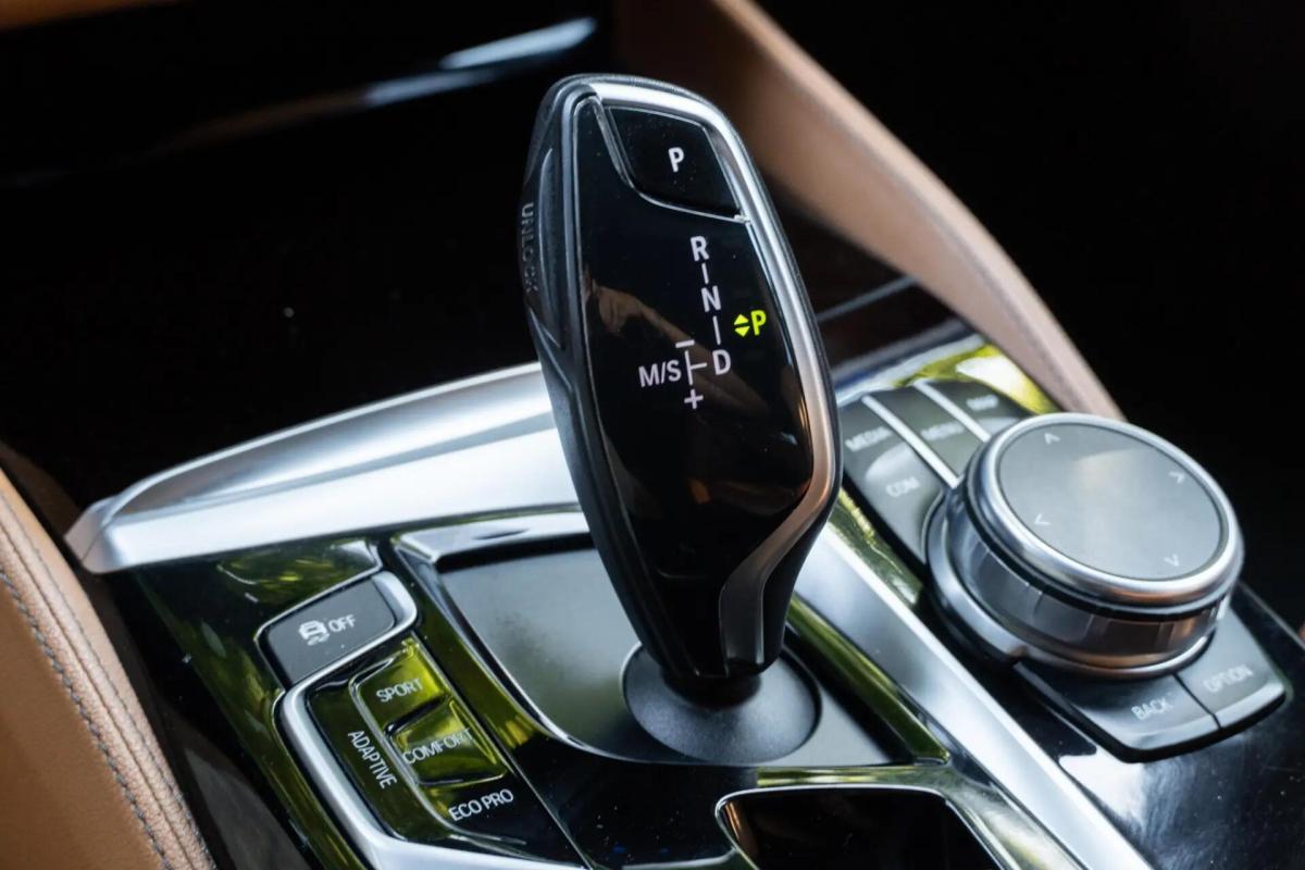 bmw-serie-5-520d-touring-2018-diesel-1995cc
