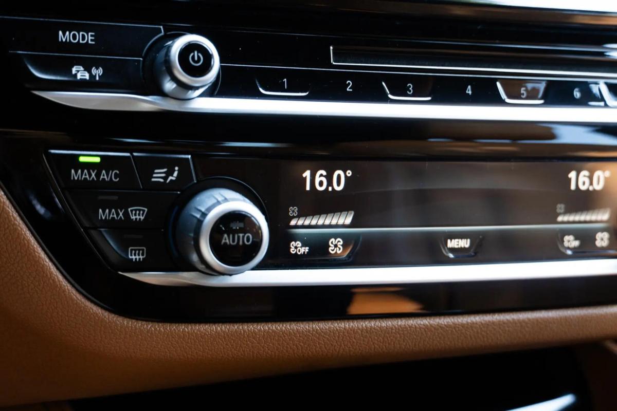 bmw-serie-5-520d-touring-2018-diesel-1995cc