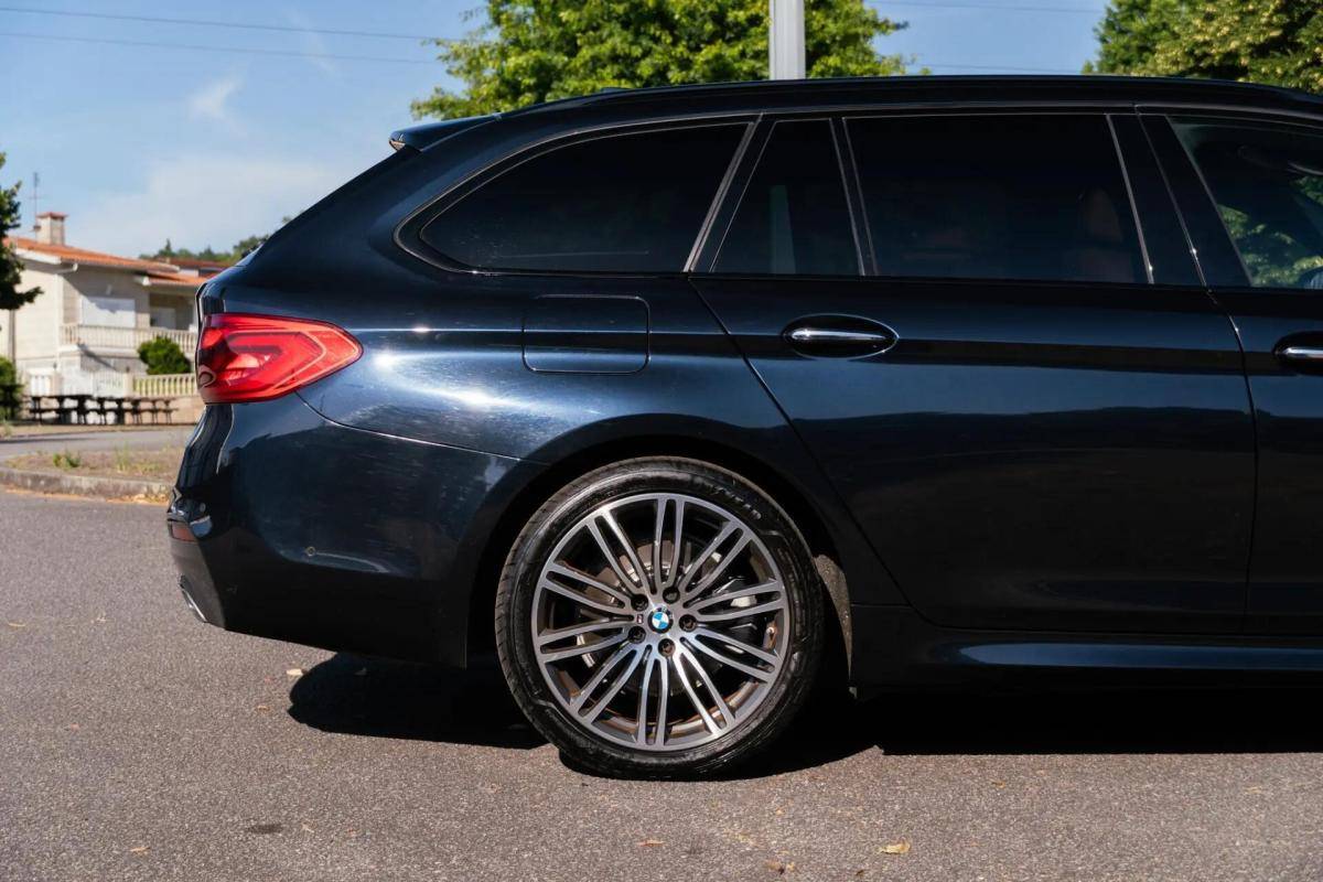 bmw-serie-5-520d-touring-2018-diesel-1995cc