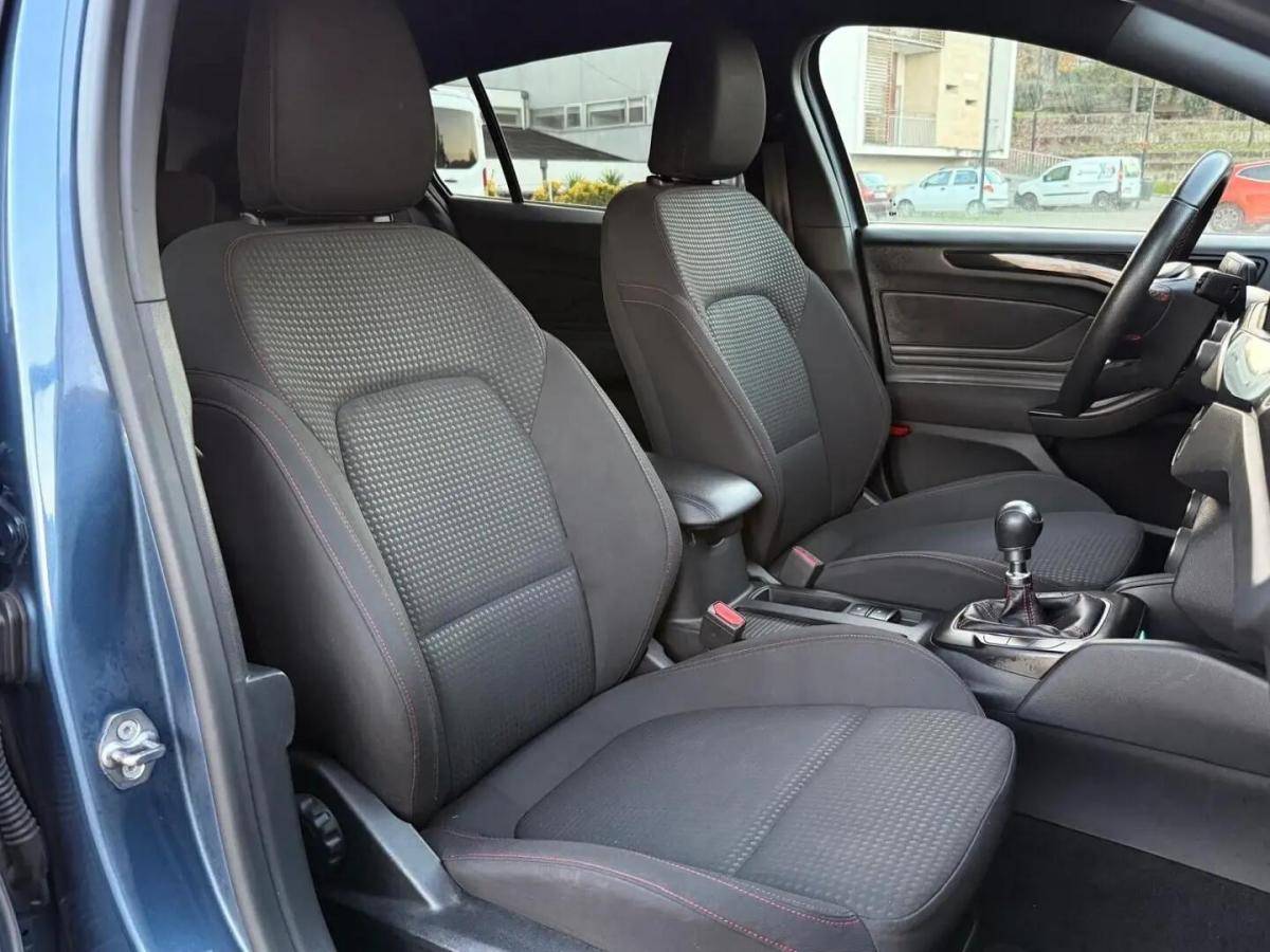ford-focus-sw-2021-diesel-1499cc