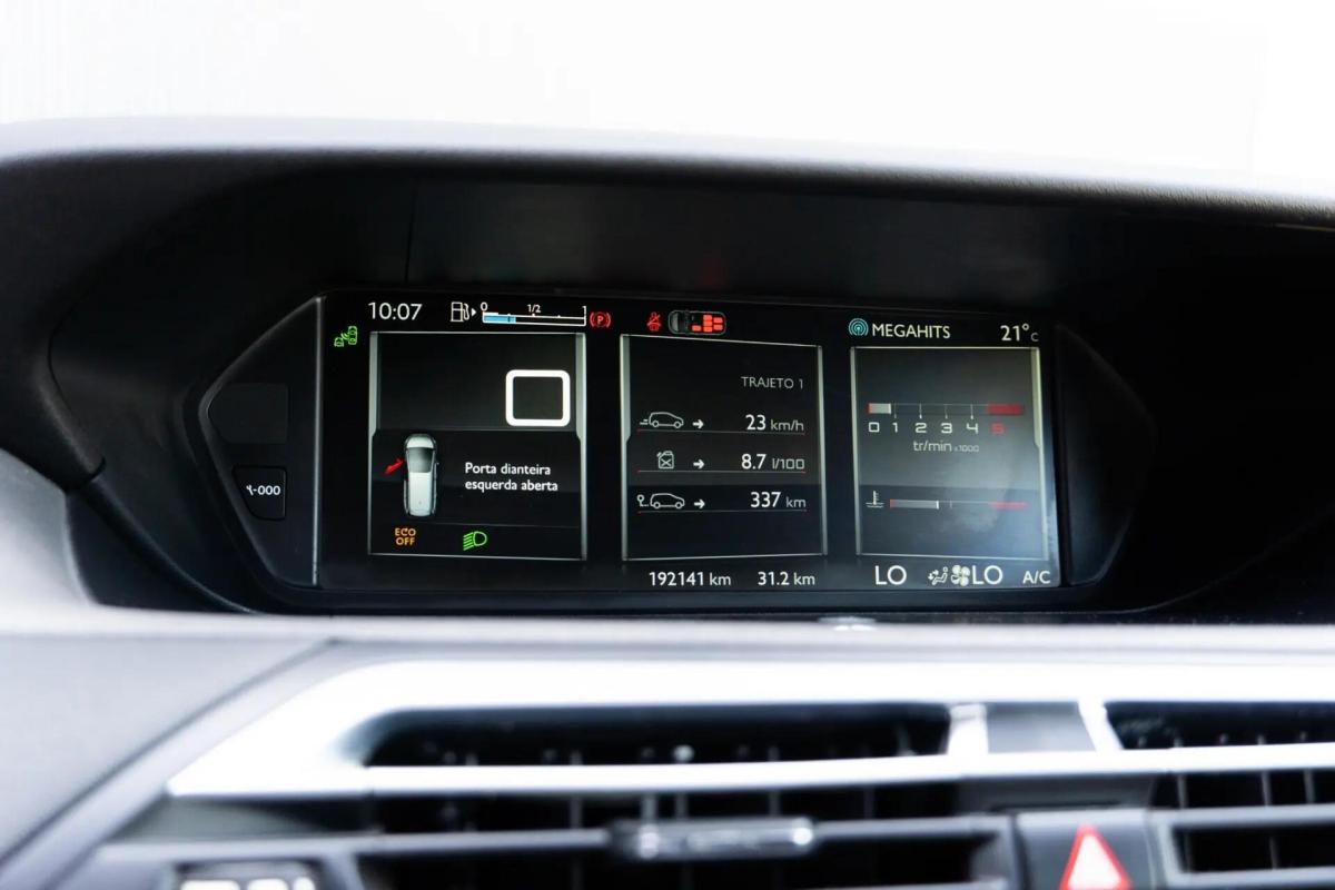 citroen-c4-grand-picasso-2014-diesel-1997cc