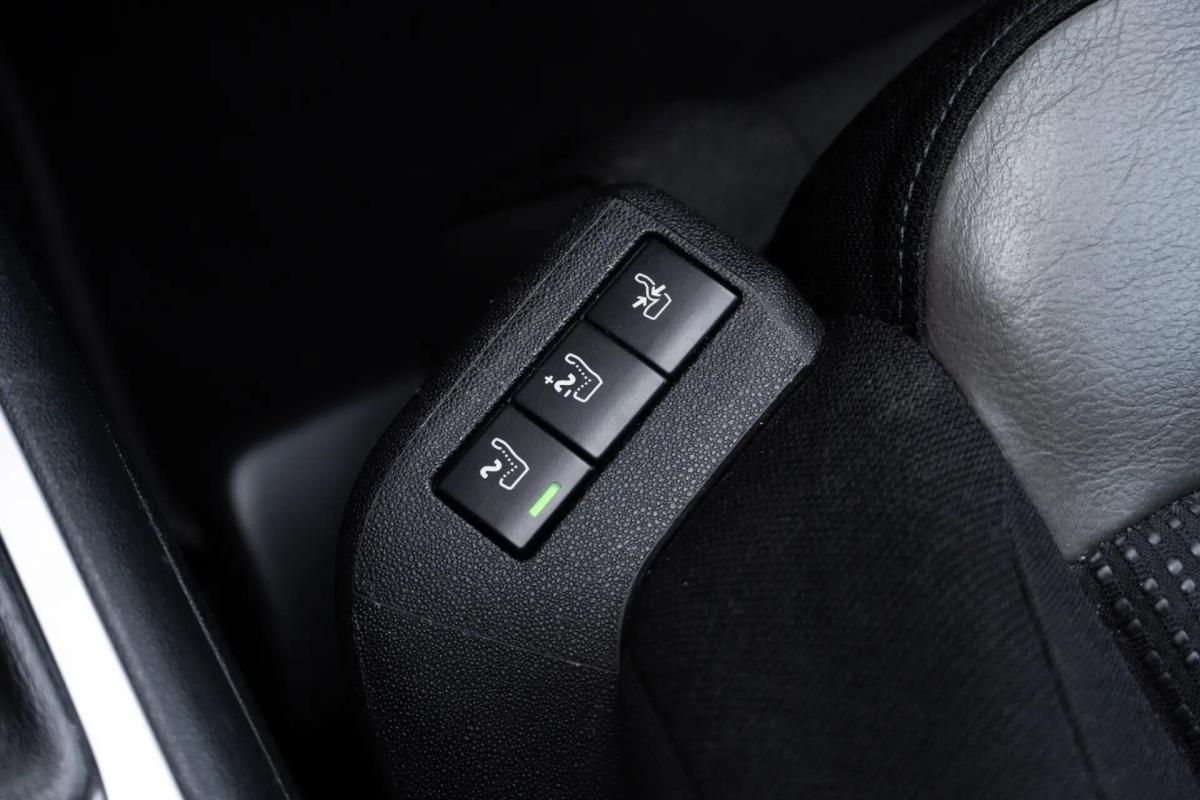 citroen-c4-grand-picasso-2014-diesel-1997cc