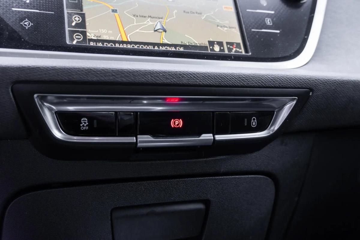 citroen-c4-grand-picasso-2014-diesel-1997cc