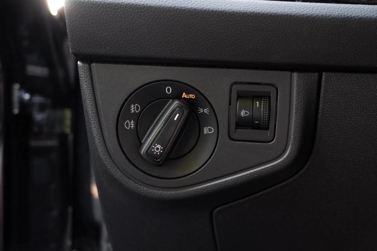 volkswagen-polo-2023-gasolina-999cc