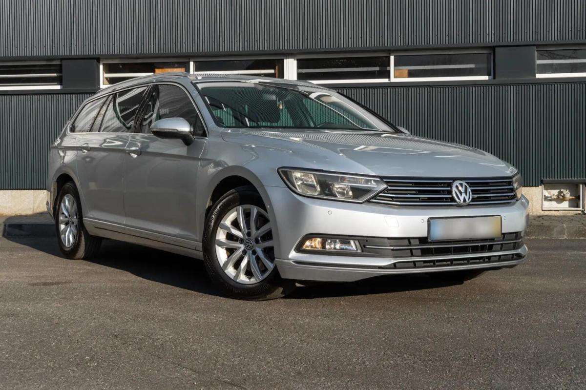 volkswagen-passat-variant-2015-diesel-1598cc