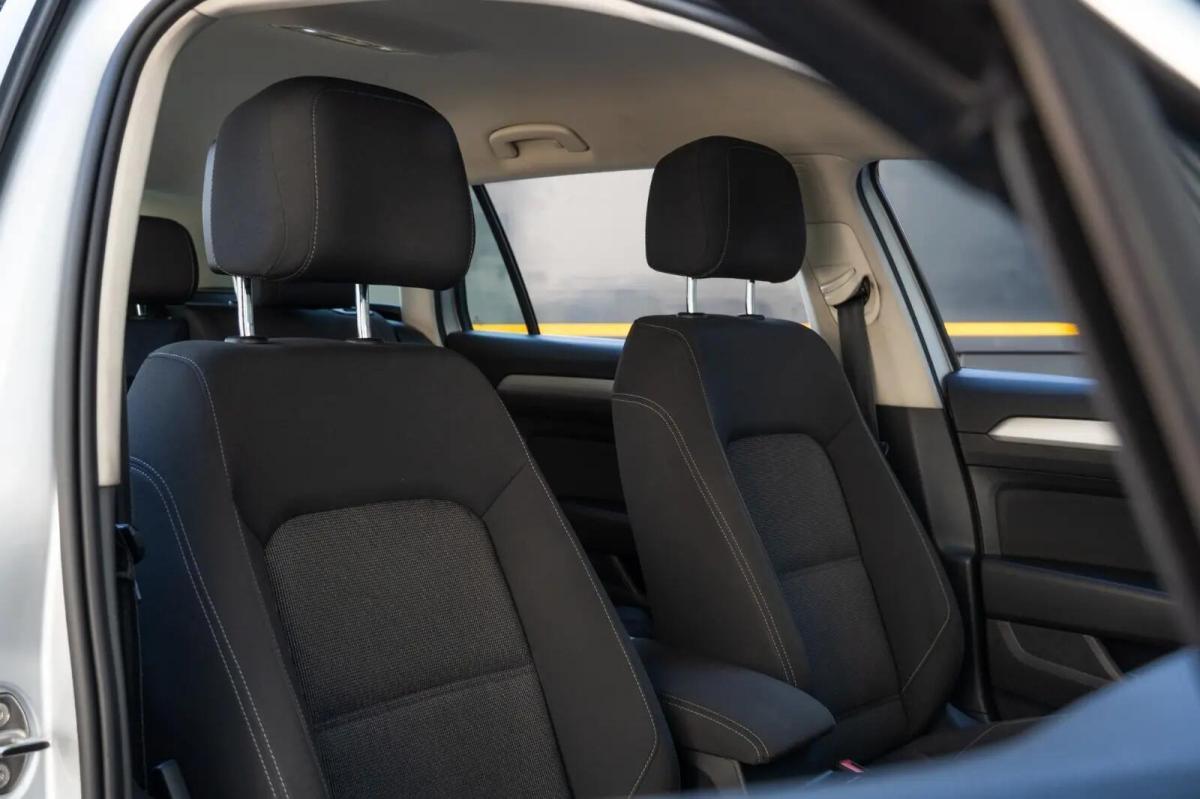volkswagen-passat-variant-2015-diesel-1598cc