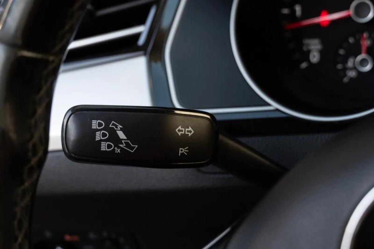 volkswagen-passat-variant-2015-diesel-1598cc