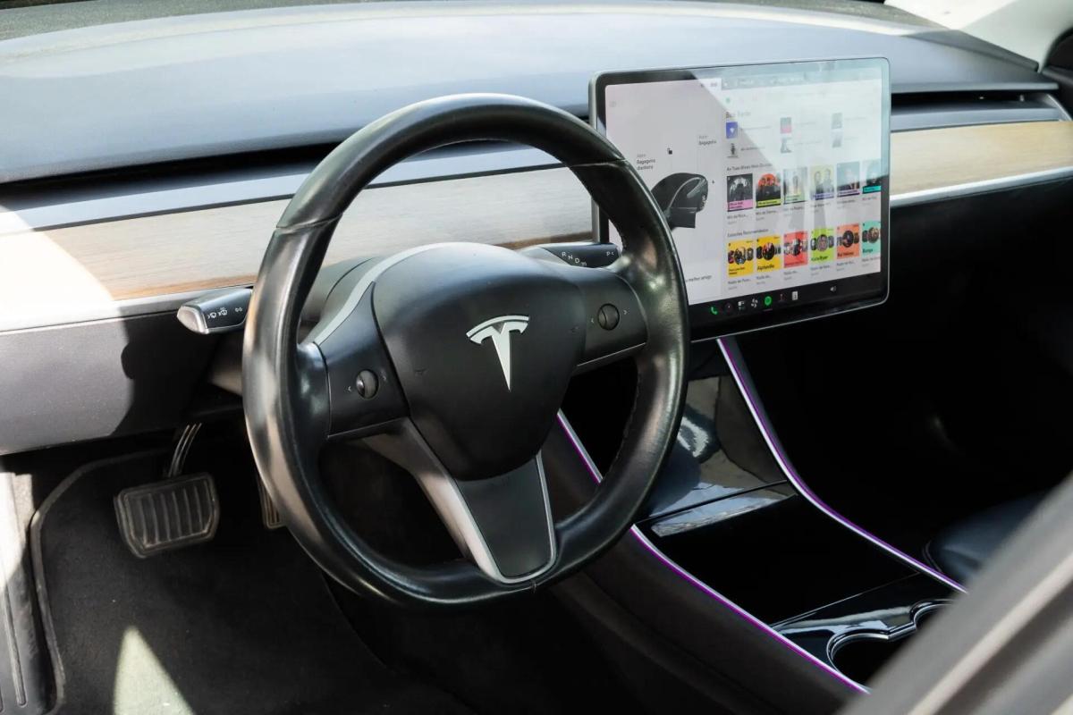 tesla-model-3-2019-eletrico-0cc