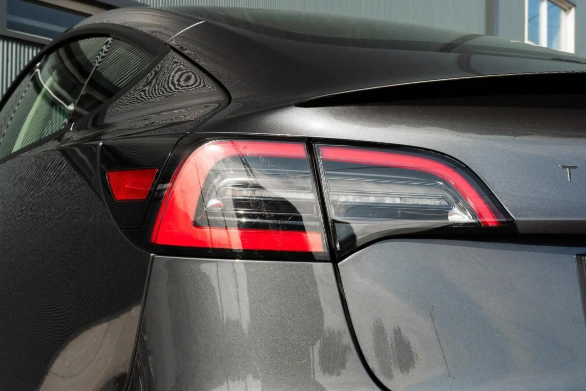 tesla-model-3-2019-eletrico-0cc