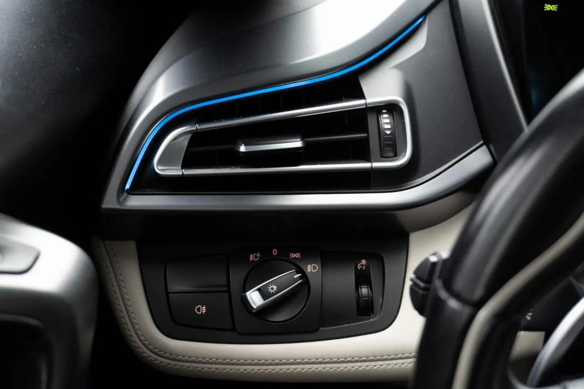 bmw-i8-2015-hibrido-a-gasolina-1499cc