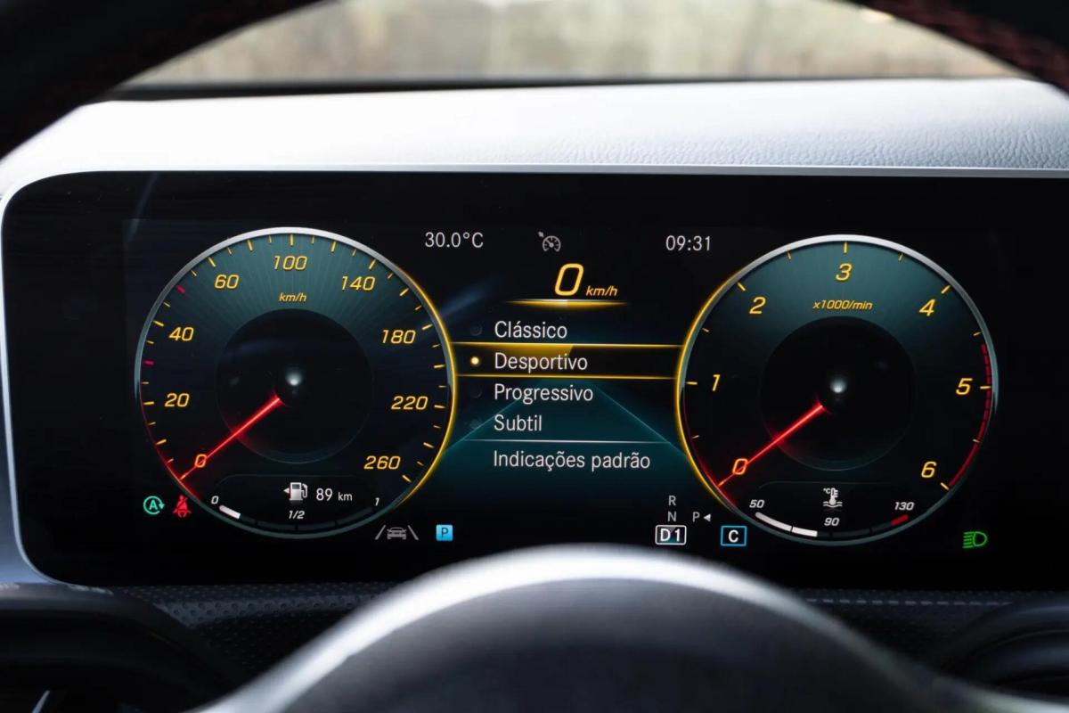 mercedes-benz-cla-180-amg-auto-2020-diesel-1461cc