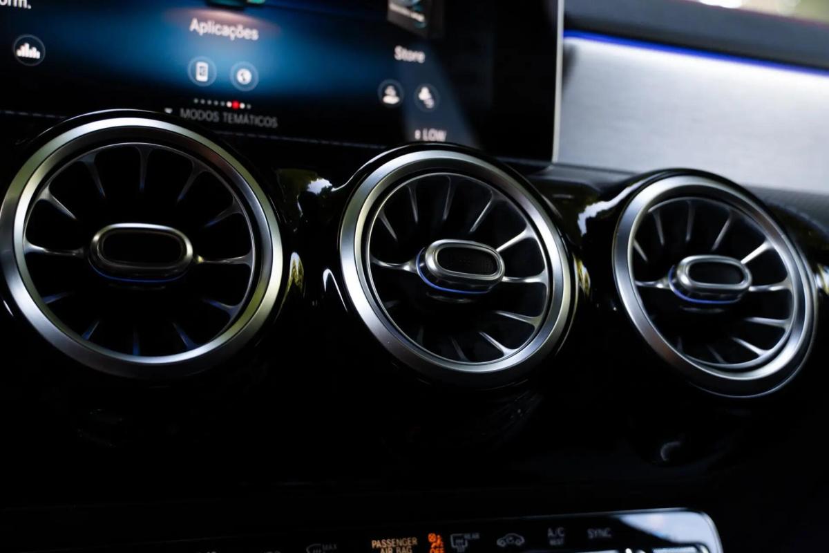 mercedes-benz-cla-180-amg-auto-2020-diesel-1461cc
