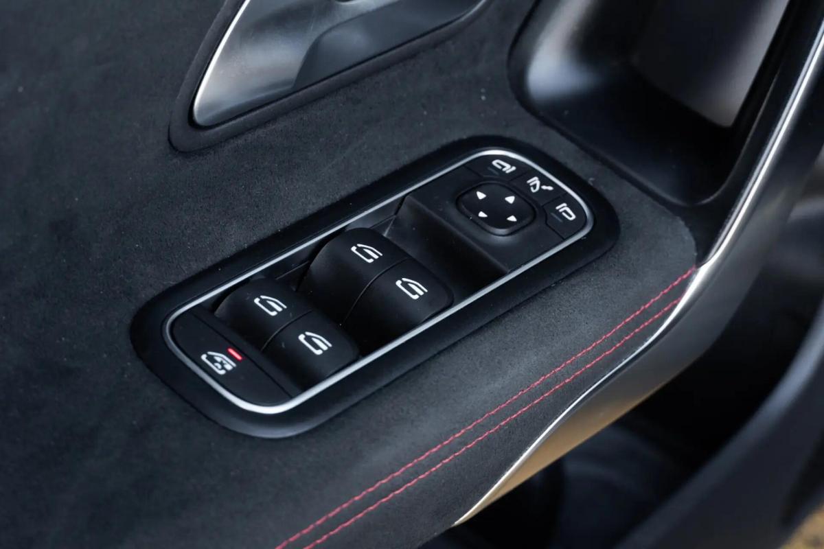 mercedes-benz-cla-180-amg-auto-2020-diesel-1461cc