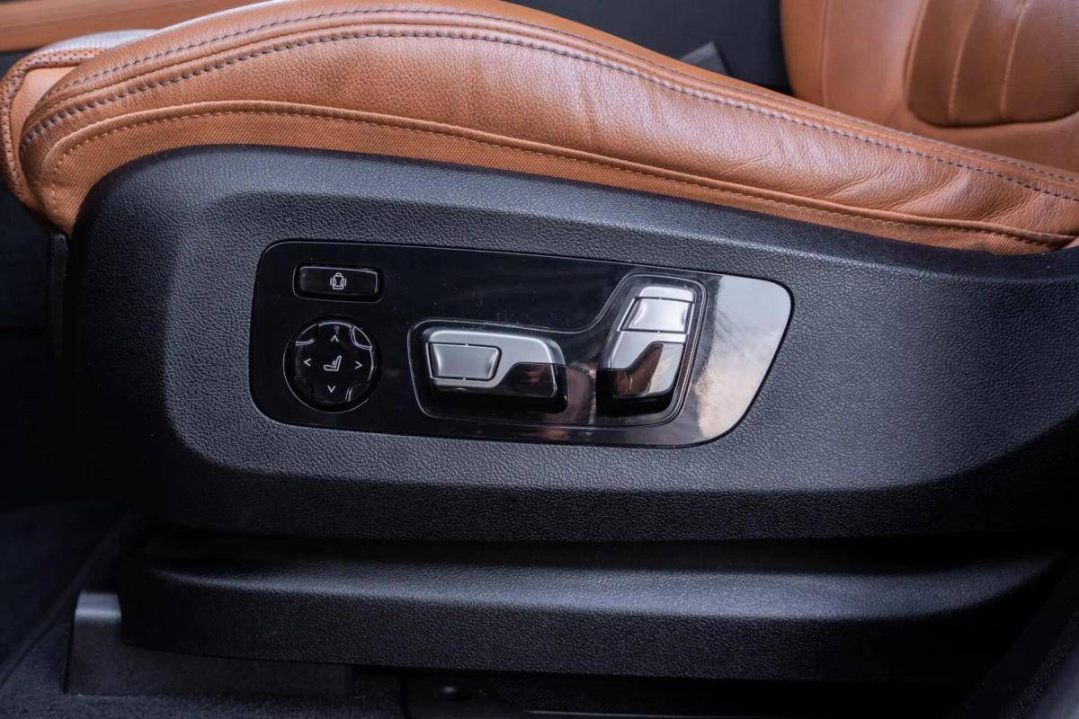 bmw-x7-xdrive40d-2022-diesel-2993cc