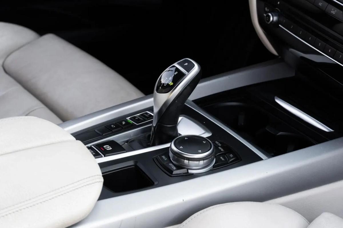 bmw-x5-sdrive25d-2016-diesel-1995cc