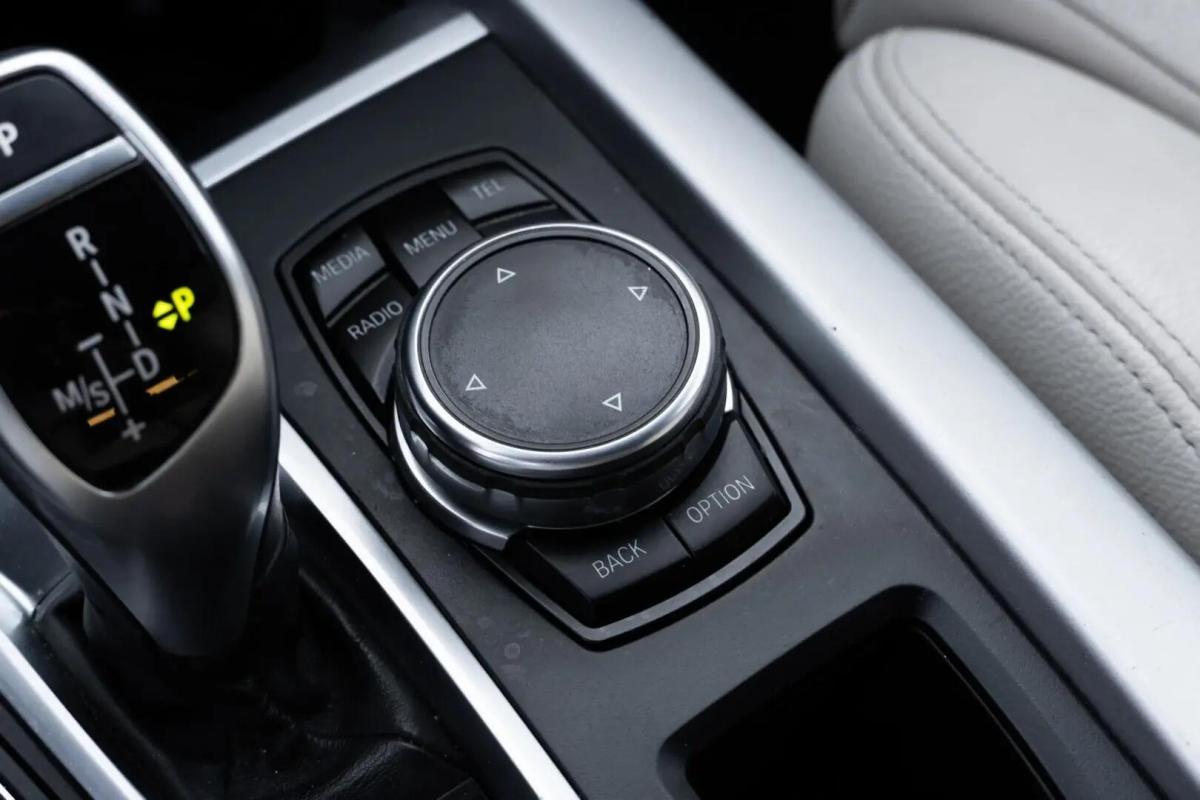 bmw-x5-sdrive25d-2016-diesel-1995cc