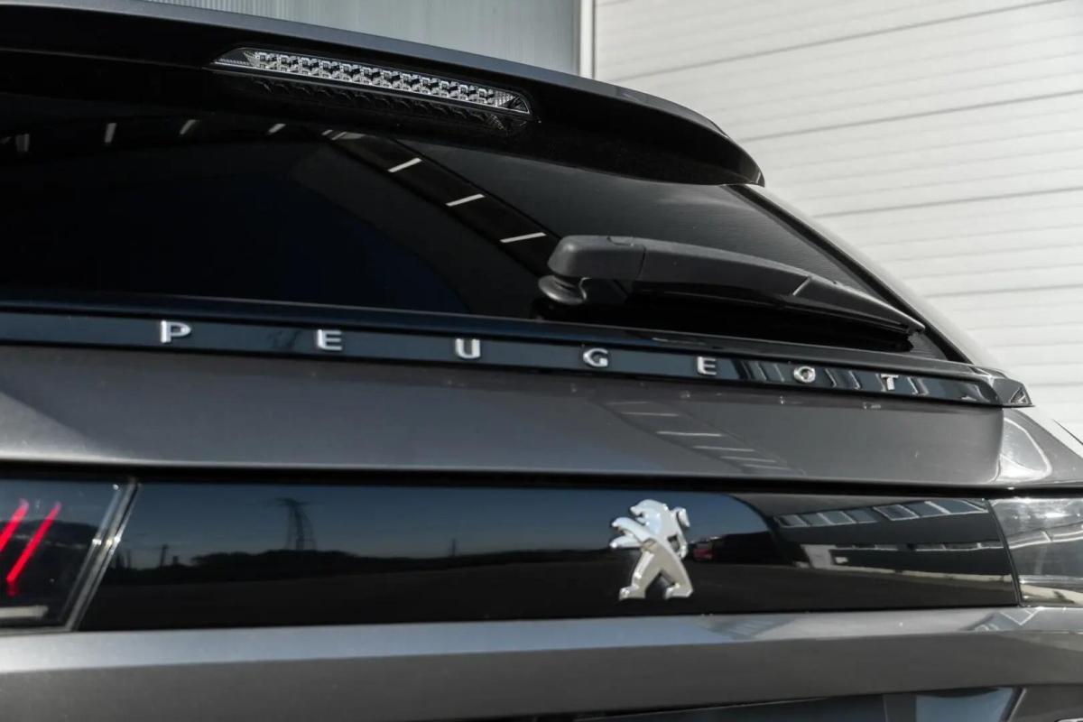 peugeot-508-sw-2019-diesel-1499cc