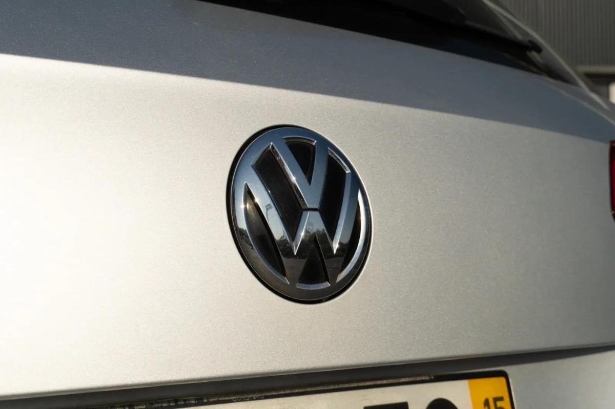volkswagen-passat-variant-2015-diesel-1598cc