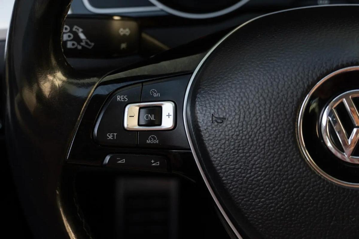 volkswagen-passat-variant-2015-diesel-1598cc