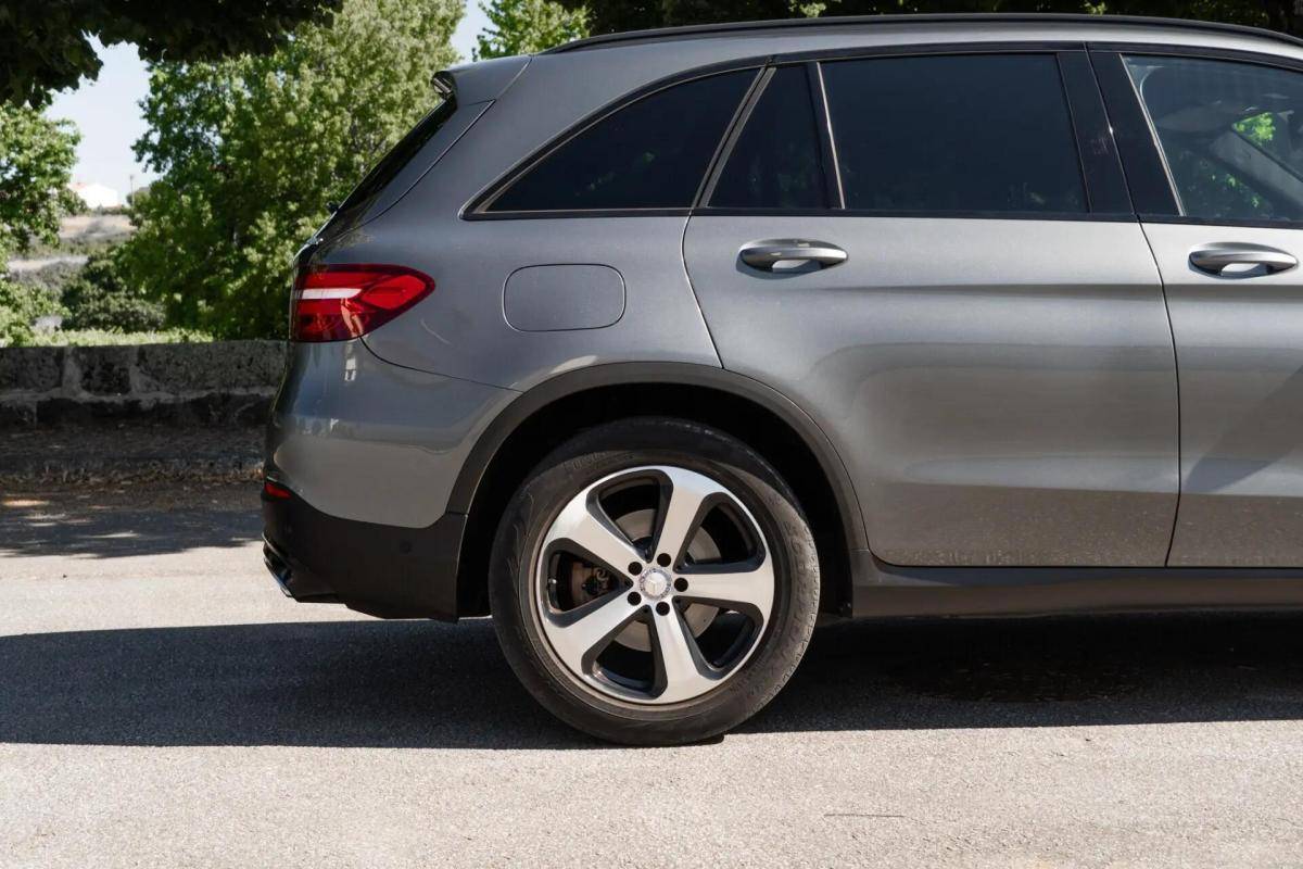 mercedes-benz-glc-250-d-4matic-2016-diesel-2143cc