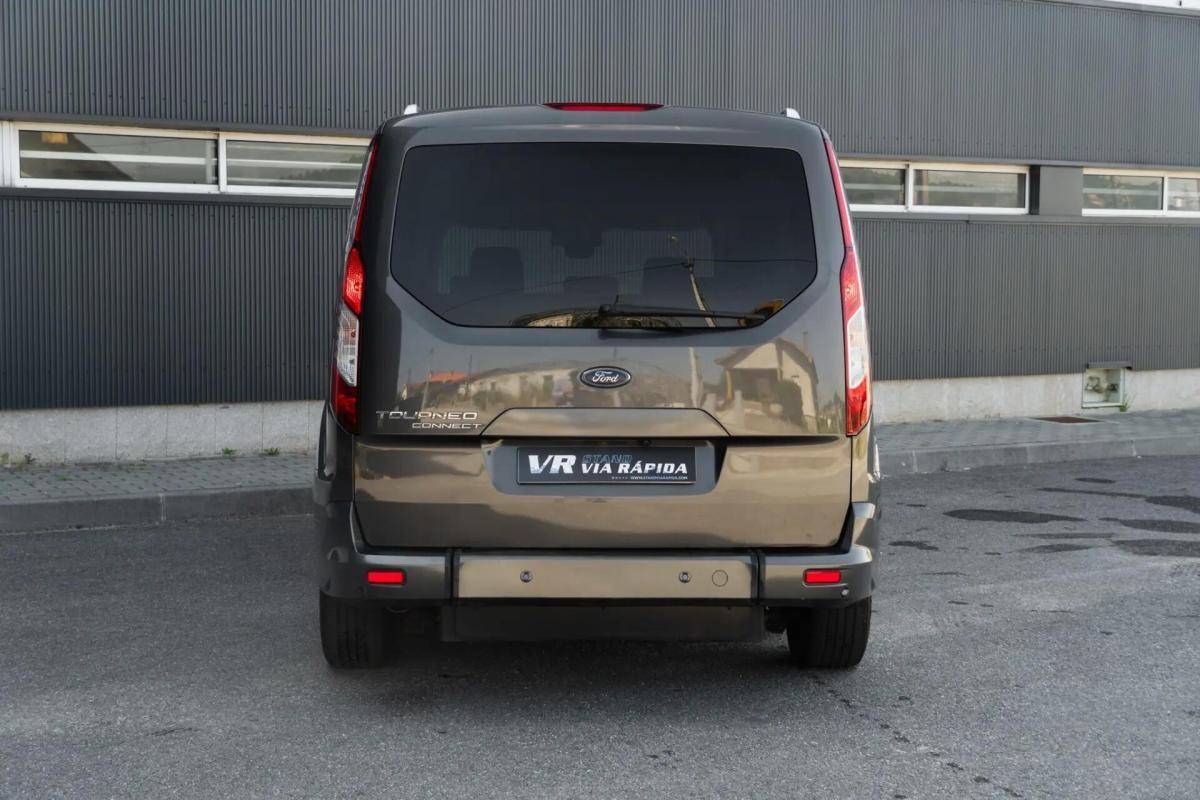 ford-tourneo-connect-2017-diesel-1560cc