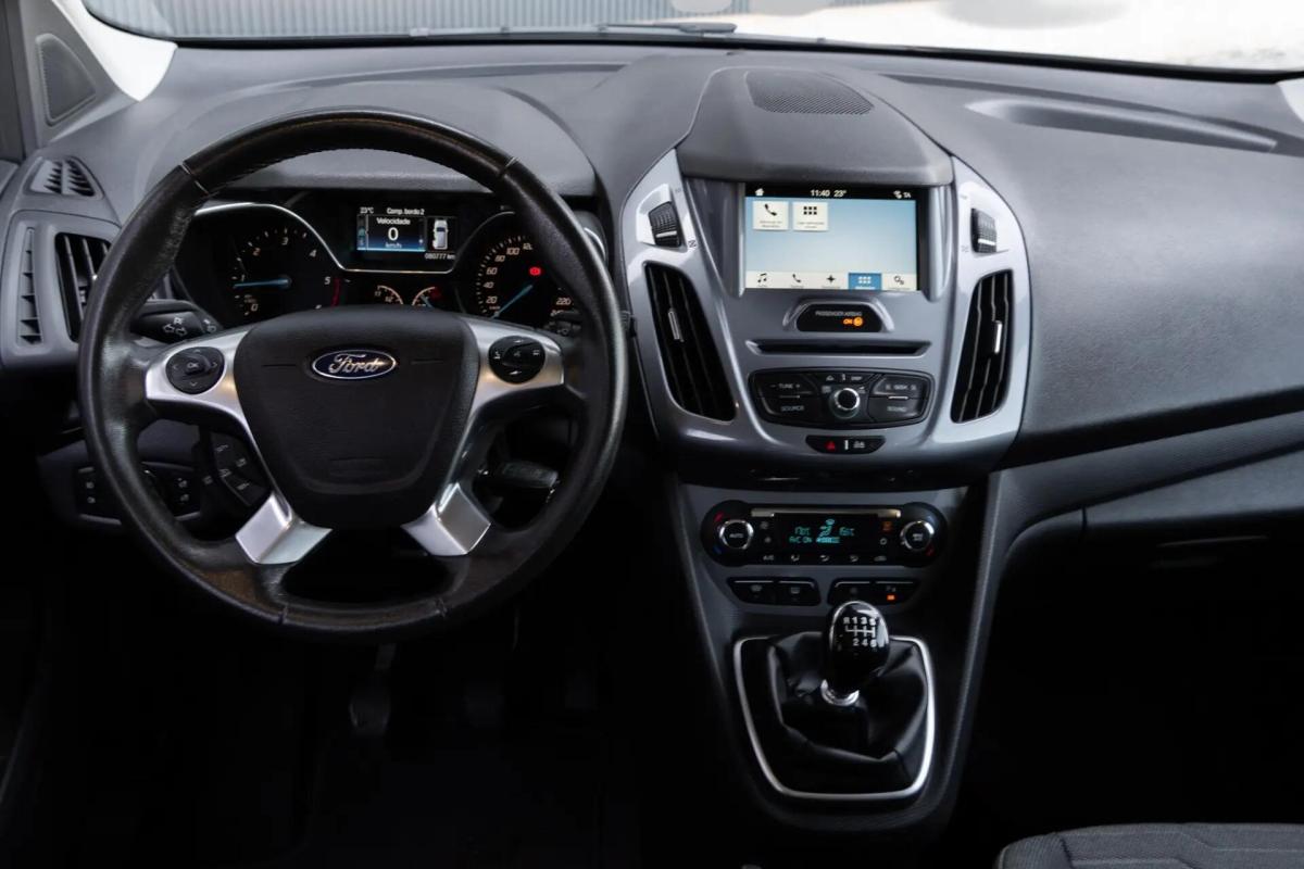 ford-tourneo-connect-2017-diesel-1560cc